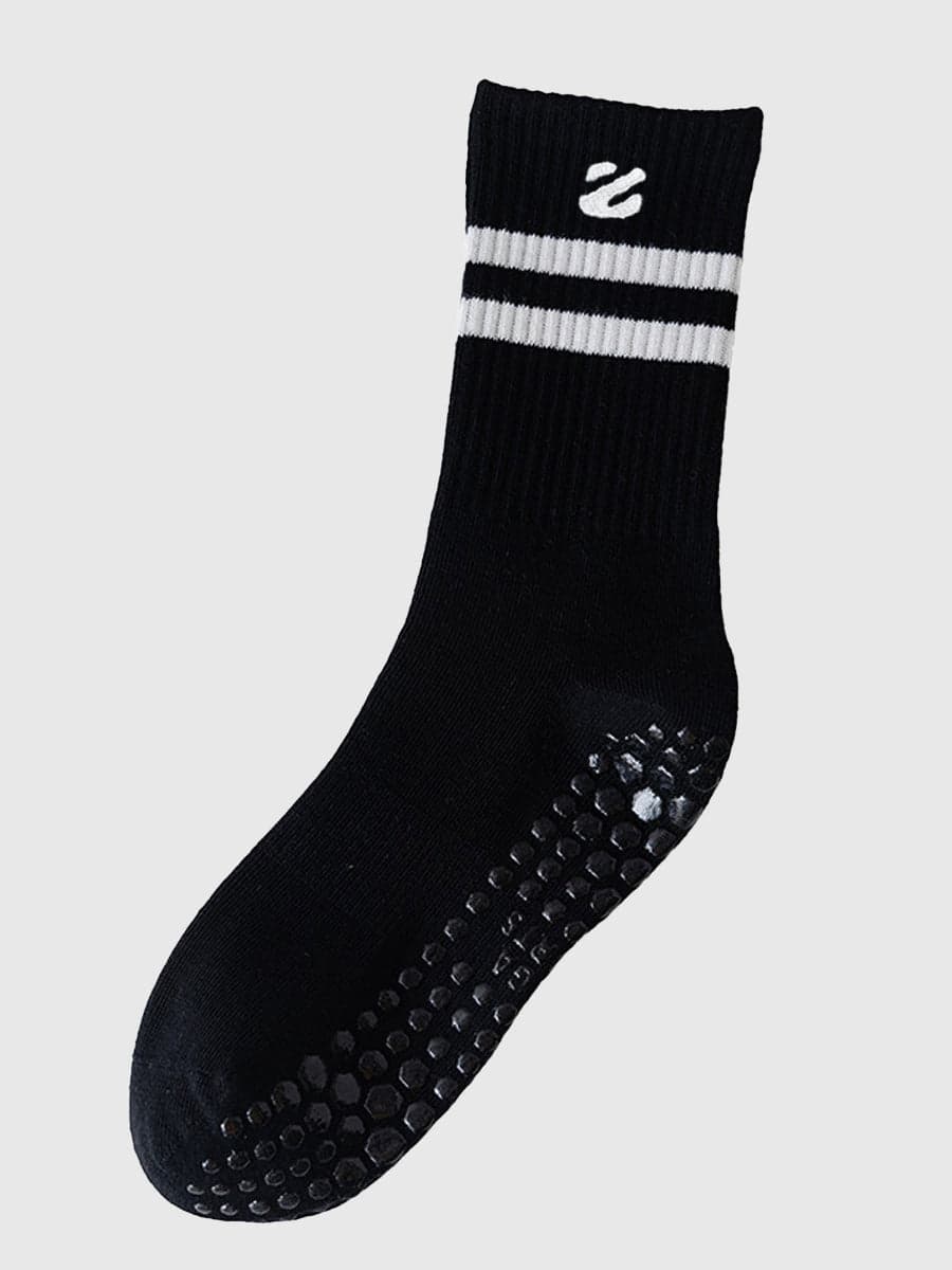 3 Pairs Non-Slip Grip Socks for Yoga Pilates Gym & Everyday Wear