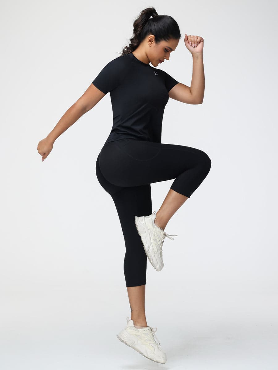 Active T-Shirt & 7/8 Butt-Lifting Leggings Set