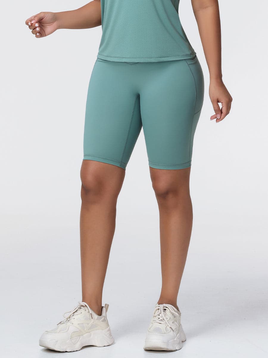 Women’s High Rise Knee-Length Pocket Shorts