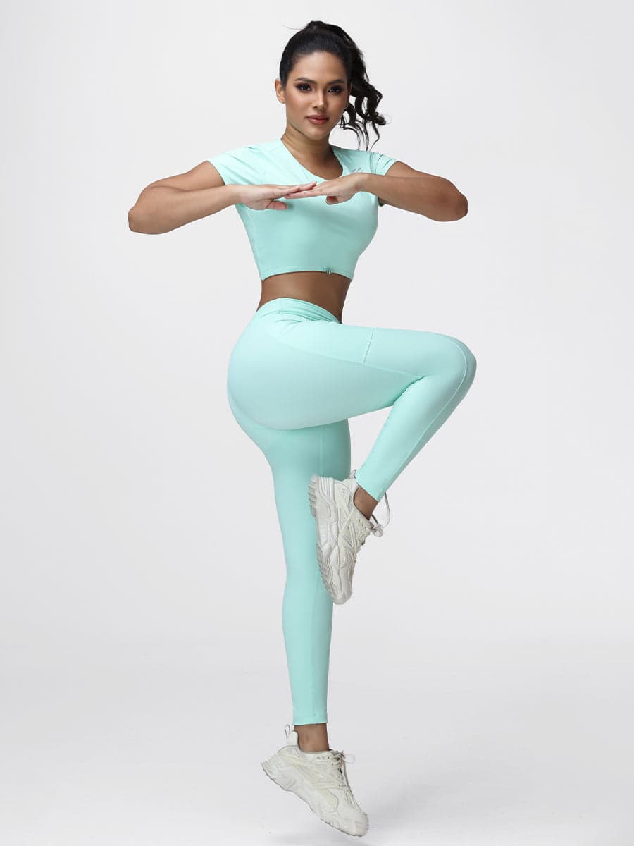 Women’s Open Back Workout Set with Twist Waist Leggings