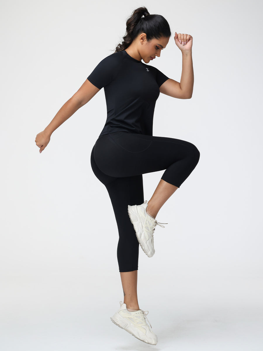 Active T-Shirt & 7/8 Butt-Lifting Leggings Set